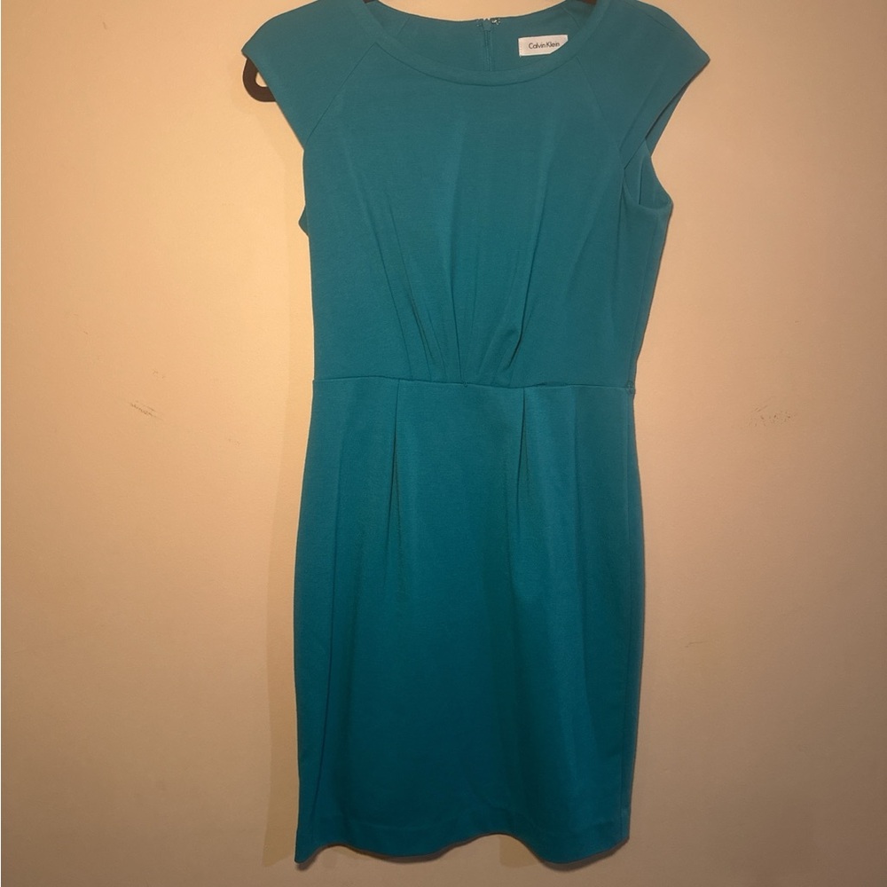 Elegant Teal Sheath Dress by Calvin Klein